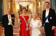西班牙王室也愛DIY，滿鑽皇冠搖身變手鐲，如今是萊後最愛的珠寶