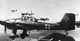 漢娜·萊契是誰？二戰時期納粹第一女飛行員，最後為什麼會被槍決？