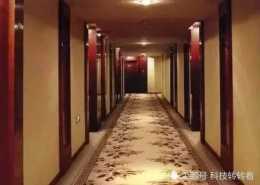 酒店走廊最後一間房，為何再便宜也別住？離職女服務員說出了秘密！