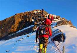 為什麼珠峰只有8848米登起來那麼難，走一萬米都是輕鬆的？