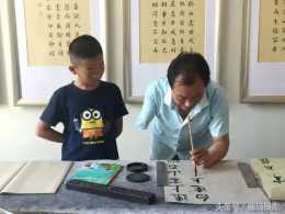 55歲農民斷臂36年，堅持書法創作，楷書字型將入中華字型檔