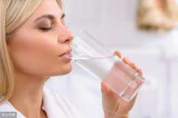 8杯水喝水減肥的時間表 你喝對了嗎