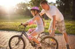 如何讓孩子一次就學會騎腳踏車