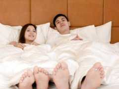 有多少夫妻是分床睡的？夫妻分床睡有3大危害，很多人可能後悔了