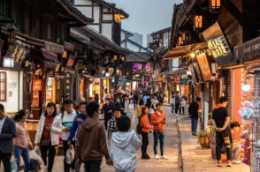 中國10大美食街排行榜單揭曉，歷史最長的有1300年，你都去過嗎