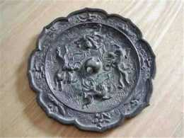 罕見戰漢青銅鏡珍品