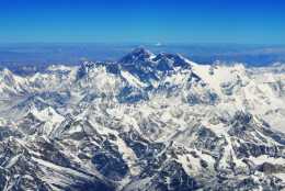 科學家發現驚天秘密，喜馬拉雅山內部竟是空的？究竟藏著什麼？
