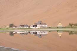巴丹吉林沙漠啟動申遺 144個湖泊成因至今為謎
