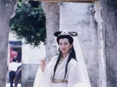 趙雅芝——28年前的白娘子，28年後的鐘惠，時光不改，依然美麗！
