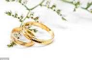 結婚對戒不知道怎麼買？珠寶專家告訴你！