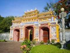這個越南版“故宮”，修建時完全仿照北京故宮，今成世界遺產聞名全球