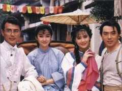 1993年，29歲“瓊瑤花旦”王玉玲與男友參觀活火山，不幸雙雙墜亡